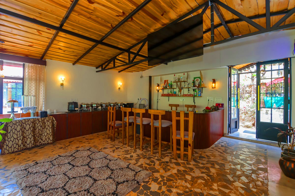 Himalayan Glass House Stay – resort in Mukteshwar, Uttarakhand